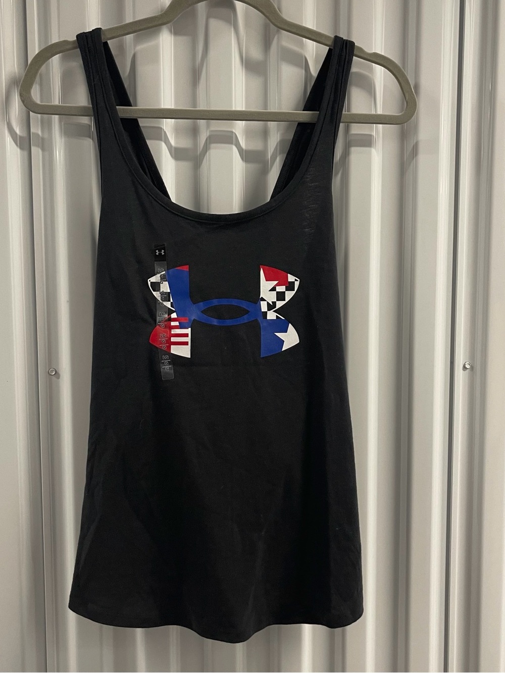 Under Armour Black Tank Top with White Star Accent size Large